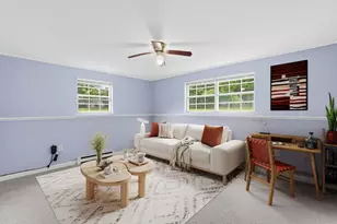 39 Pleasant St, Northborough, MA 01532 - Photo 17