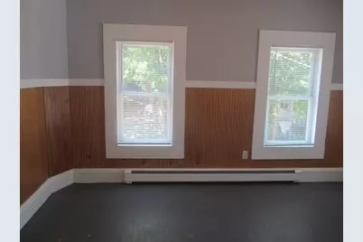 3 Lynn St, Fitchburg, MA 01420 - Photo 5