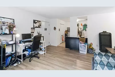 596 American Legion Hwy #3, Boston, MA 02131 - Photo 11