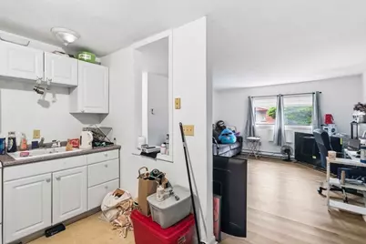 596 American Legion Hwy #3, Boston, MA 02131 - Photo 9