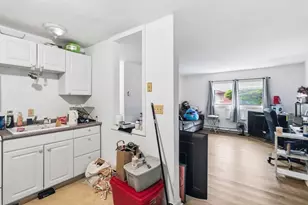 596 American Legion Hwy, Boston, MA 02131 - Photo 9
