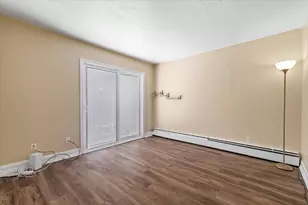 18 Healy Rd, Worcester, MA 01603 - Photo 11
