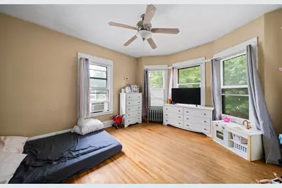 363 White St, Springfield, MA 01108 - Photo 19