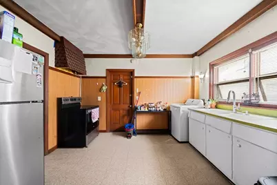 363 White St, Springfield, MA 01108 - Photo 13