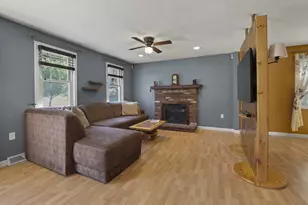 8 Walker Rd, Franklin, MA 02038 - Photo 21