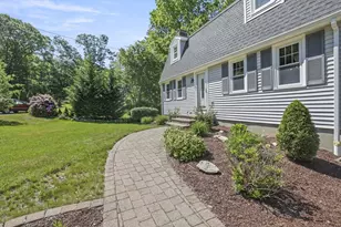 8 Walker Rd, Franklin, MA 02038 - Photo 5