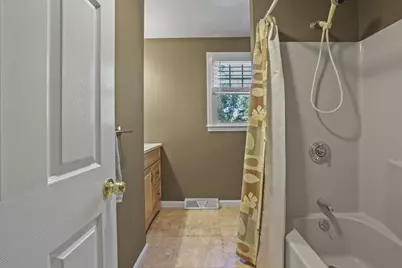 8 Walker Rd, Franklin, MA 02038 - Photo 15