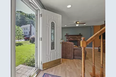 8 Walker Rd, Franklin, MA 02038 - Photo 7