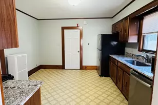 43 Chapman St, Watertown, MA 02472 - Photo 3