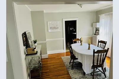 43 Chapman St #2, Watertown, MA 02472 - Photo 3