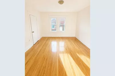 4 Euclid Ave, Worcester, MA 01604 - Photo 9