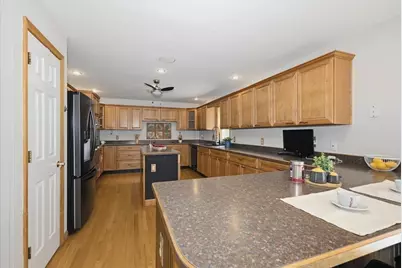 12 Corcoran Rd, Burlington, MA 01803 - Photo 15