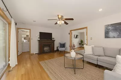 12 Corcoran Rd, Burlington, MA 01803 - Photo 9