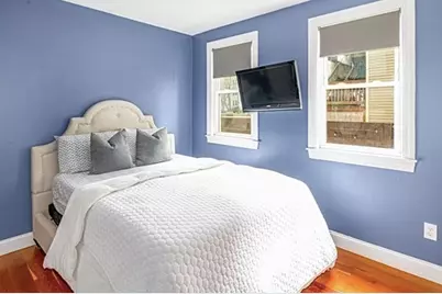 295 D Street #1, Boston, MA 02127 - Photo 7