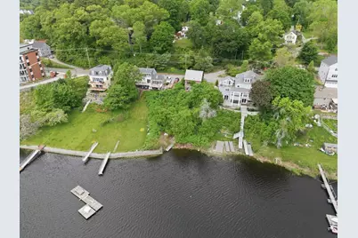 52 Merrimac St, Amesbury, MA 01913 - Photo 9
