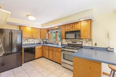 62 Villa Roma Dr #62, Tewksbury, MA 01876 - Photo 5