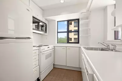 931 Massachusetts Avenue #606, Cambridge, MA 02139 - Photo 5