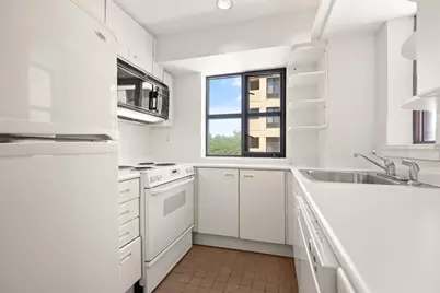 931 Massachusetts Avenue #606, Cambridge, MA 02139 - Photo 5