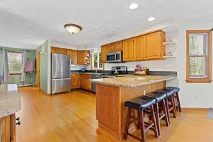 113 Slater St, Attleboro, MA 02703 - Photo 3