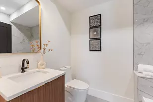 17 Holmes St, Quincy, MA 02171 - Photo 21