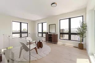 17 Holmes St, Quincy, MA 02171 - Photo 9