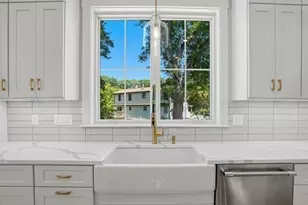 5 Sapphire Circle, Canton, MA 02021 - Photo 7