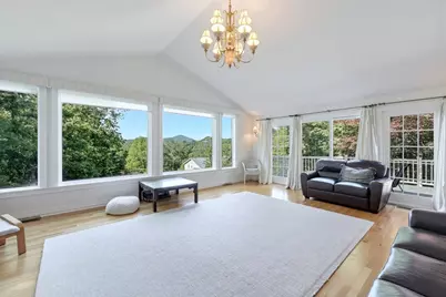10 Cortland Dr, Amherst, MA 01002 - Photo 5