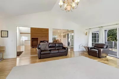 10 Cortland Dr, Amherst, MA 01002 - Photo 7