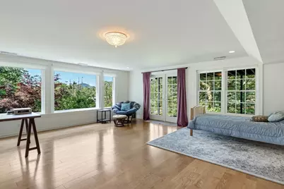 10 Cortland Dr, Amherst, MA 01002 - Photo 25