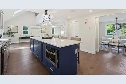 12 Illinois Rd, Tewksbury, MA 01876 - Photo 9