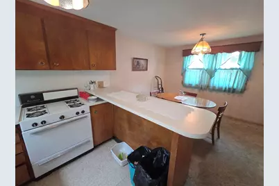 445 E 5th St, Boston, MA 02127 - Photo 9