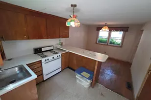 445 E 5th St, Boston, MA 02127 - Photo 21