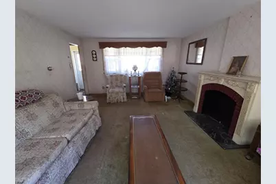 445 E 5th St, Boston, MA 02127 - Photo 11