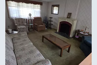 445 E 5th St, Boston, MA 02127 - Photo 13