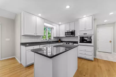 4 Ashton Dr, Shrewsbury, MA 01545 - Photo 13