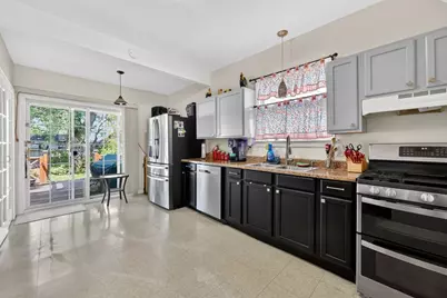 14 Herman St, Springfield, MA 01108 - Photo 17