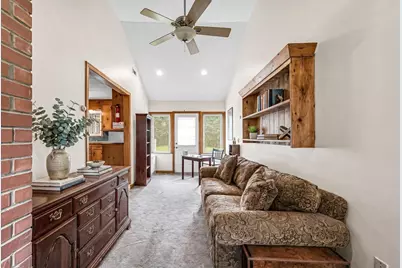 296 Pease Rd, East Longmeadow, MA 01028 - Photo 21