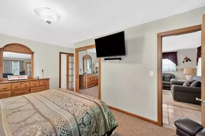 121 Merrill Rd, Springfield, MA 01119 - Photo 11