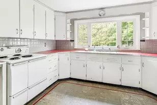 551 Fletcher St, Northbridge, MA 01588 - Photo 5