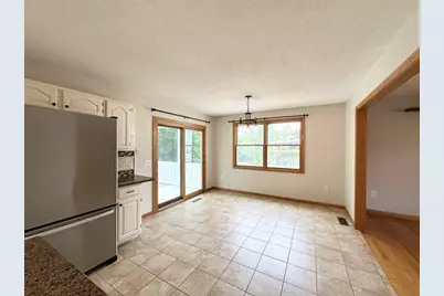 109 Vineland Ave, East Longmeadow, MA 01028 - Photo 11