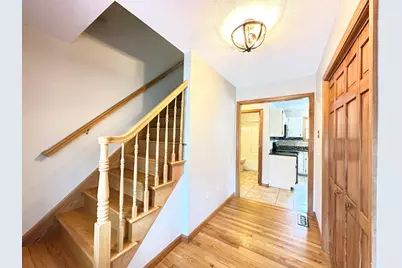 109 Vineland Ave, East Longmeadow, MA 01028 - Photo 7