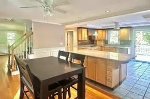 744 Old Barnstable Rd, Mashpee, MA 02649 - Photo 11