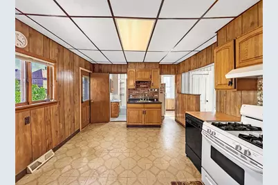 38 Adams Ave, Everett, MA 02149 - Photo 3