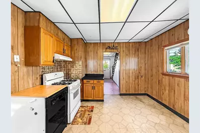 38 Adams Ave, Everett, MA 02149 - Photo 5