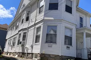 32 Avon, Lawrence, MA 01841 - Photo 3
