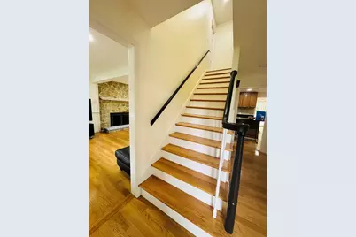 86 Wood End Lane, Medfield, MA 02052 - Photo 3