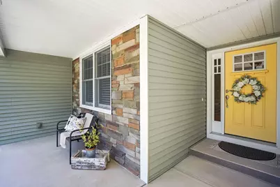 16 Fernwood Drive, East Longmeadow, MA 01028 - Photo 3