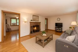 22 Woodside Ave, Leominster, MA 01453 - Photo 15