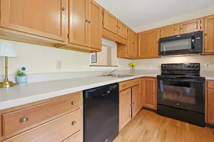 39 Stall Brook Rd, Milford, MA 01757 - Photo 11