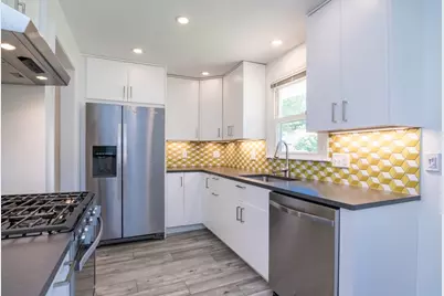 105 Fern Street, Northampton, MA 01062 - Photo 11
